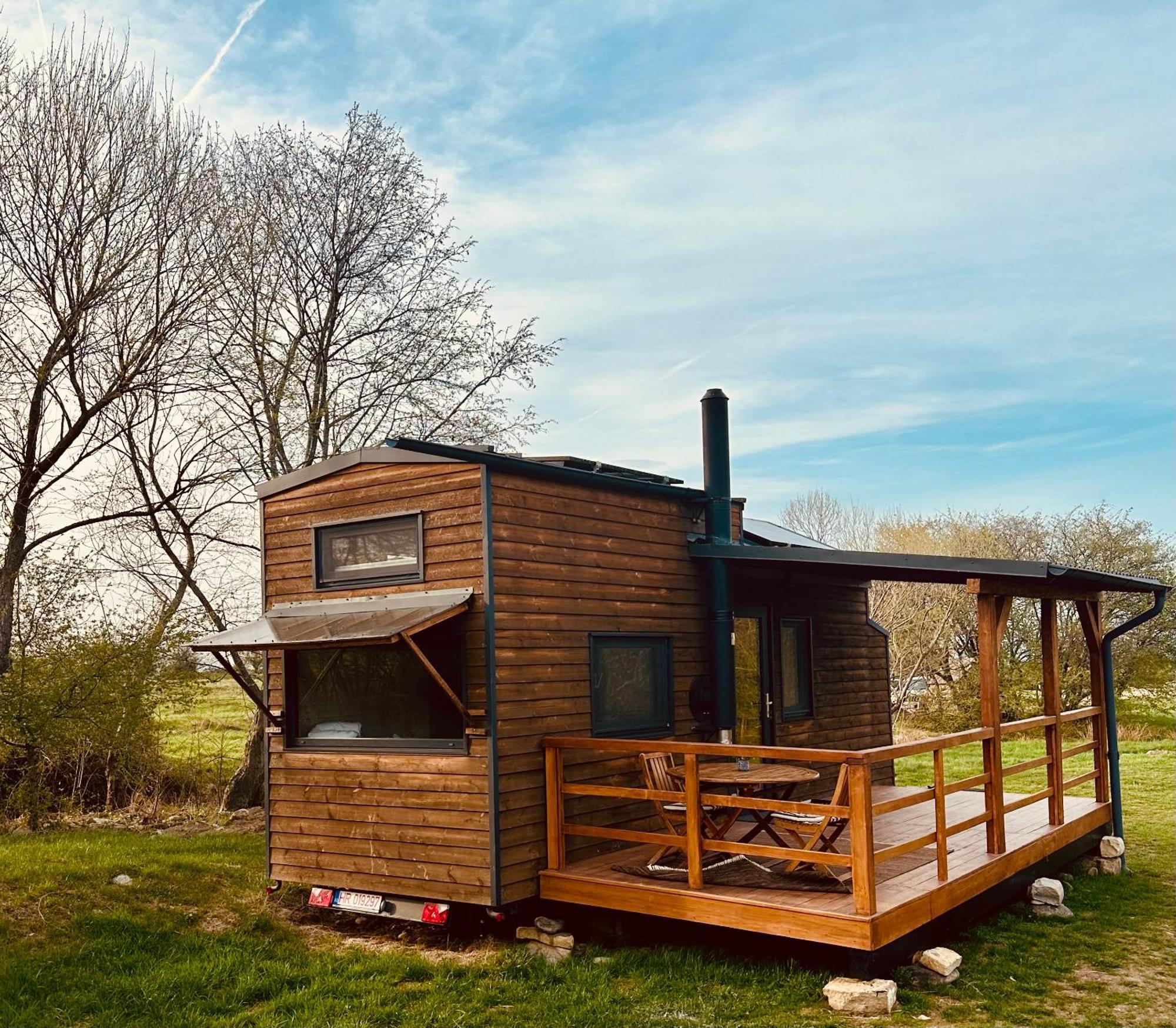 Tiny Home Dejani Luaran gambar